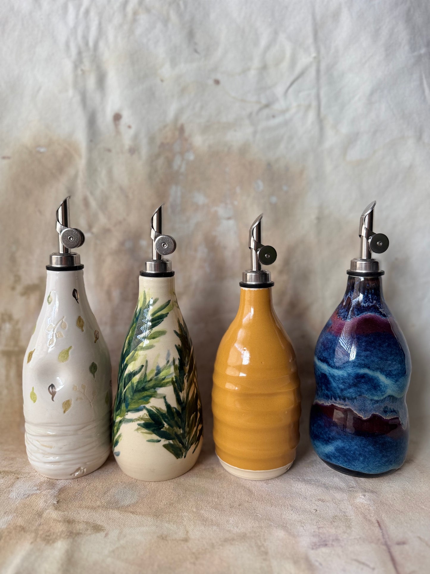 Leafy Oil Dispenser